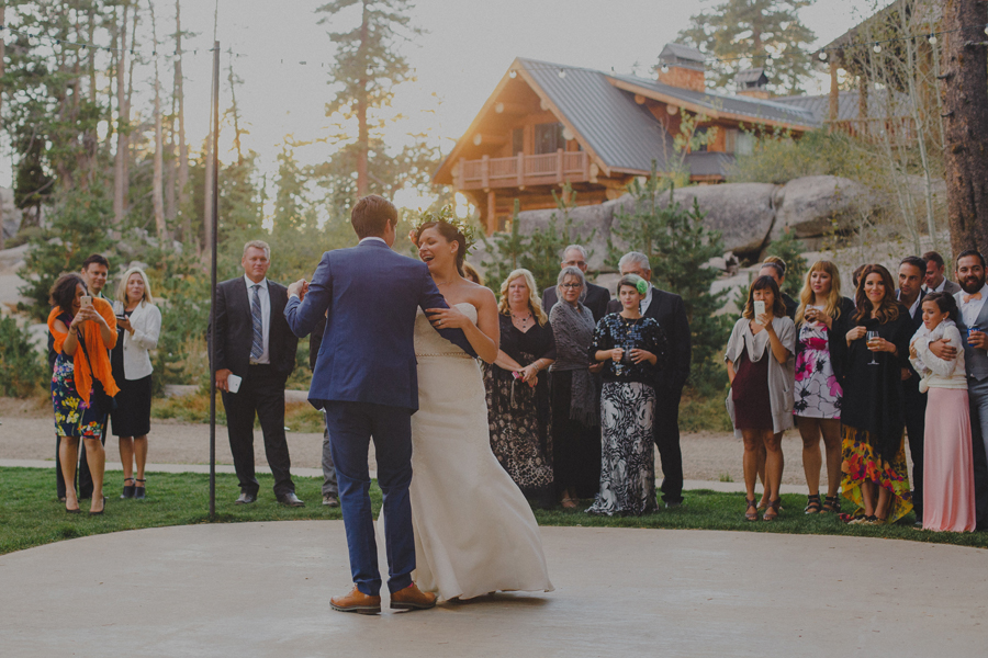bride and groom first dance