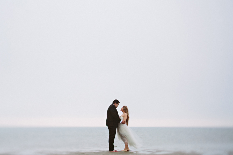 beach wedding photos