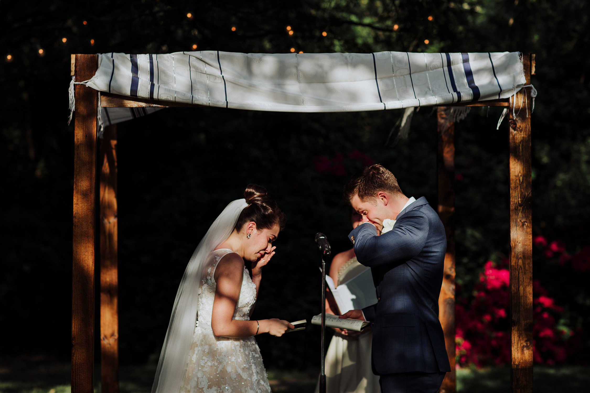 emotional-wedding-ceremony